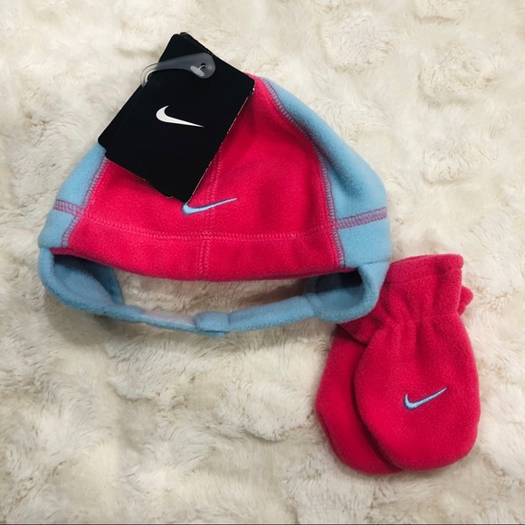 infant nike hat and mittens